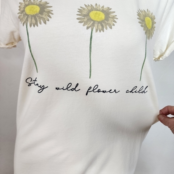 NWT‎ Project Karma Stay Wild Flower Child Crew Neck Tee Yellow Size Small - Picture 3 of 12